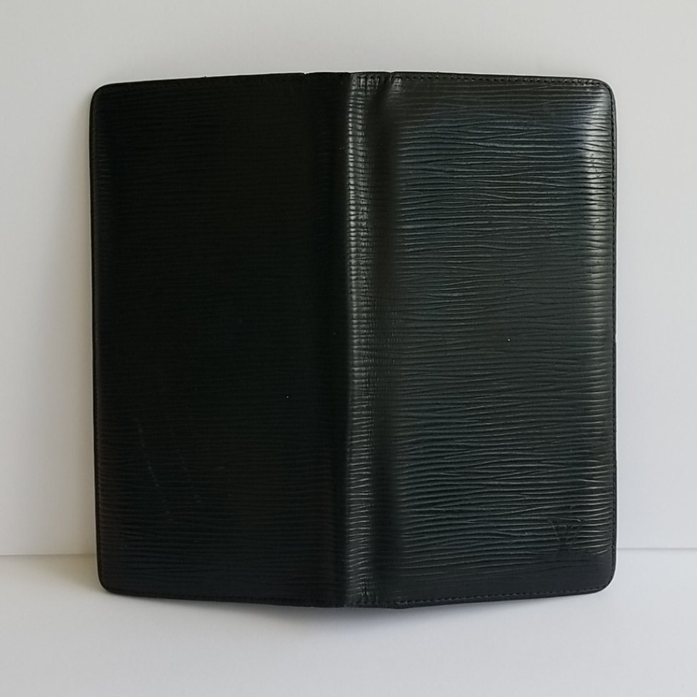 Louis Vuitton Brazza Wallet Epi Black Unisex - Picture 12 of 15